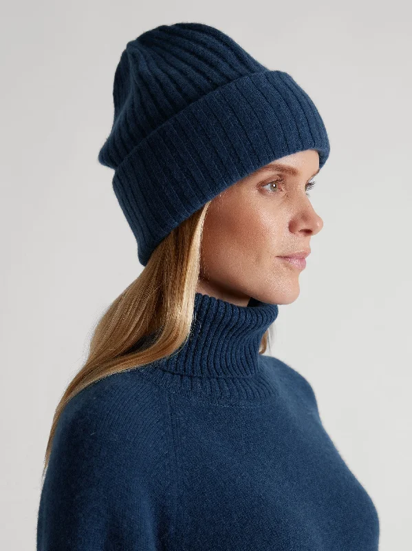 Cashmere beanie "Oda" - mountain blue