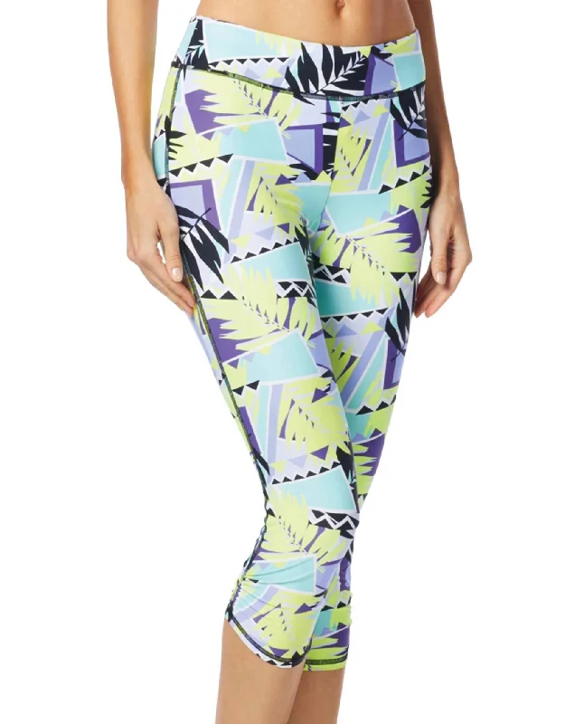 Women's Cobra Capri Leggings In Abstract Warrior