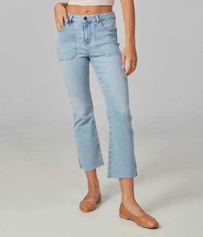 Billie High Rise Bootcut Jeans In True Denim