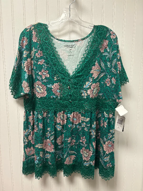 Green Top Short Sleeve Torrid, Size 1x